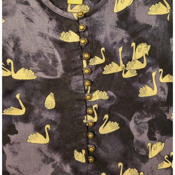Anthropologie Maeve Bethesda Flannel Top Swan Print Blue Size XS - Picture 9 of 9